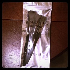 Farah Brushes